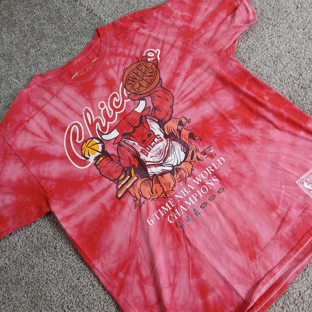 Mitchell & Ness Chicago Bulls Tie Dye Shirt 6-Time NBA Champions Red Mens L